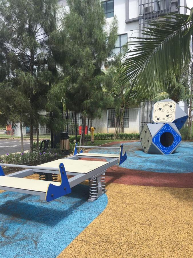 Kuantan Staycationtimurbay Exterior photo